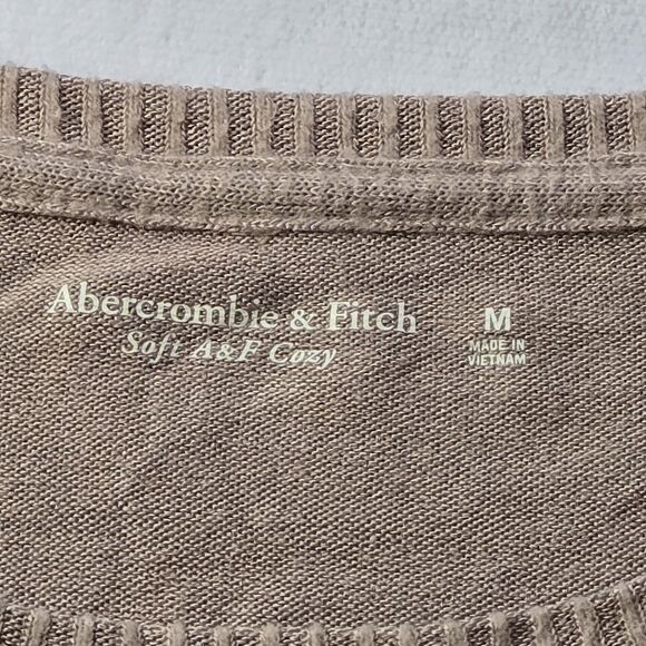 Abercrombie & Fitch Sweater Womens Medium Dark Tan Color  Round Neck - Picture 3 of 4